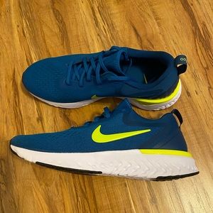 Nike Odyssey React men’s sneakers size 10
